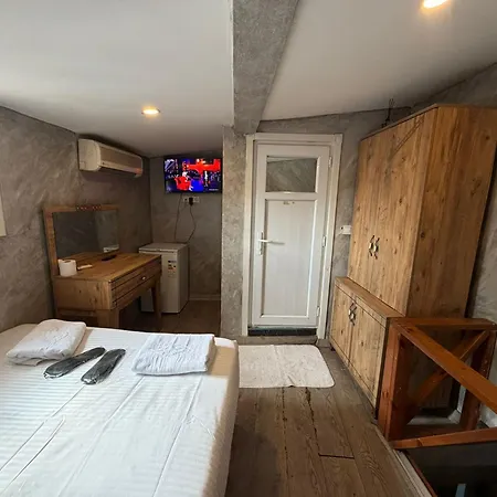 Hotel Taksim Promuese Otels