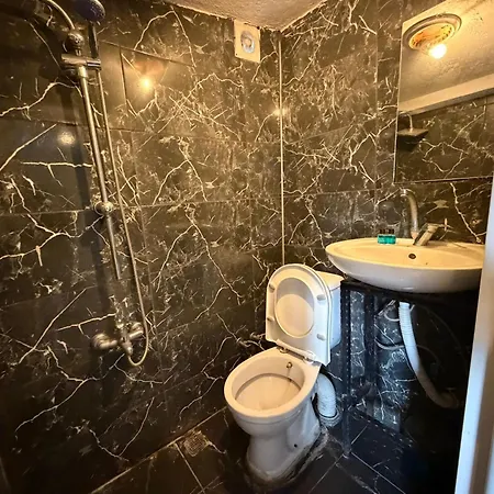 Taksim Promuese Otels 2*