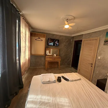 Taksim Promuese Otels 2*